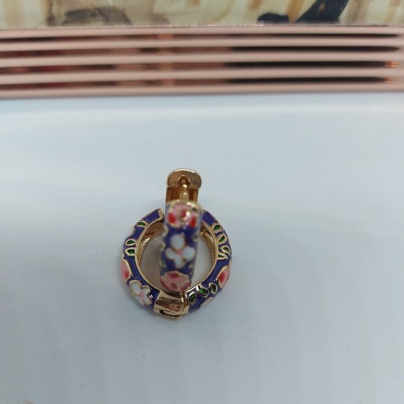 Retro Boho Enamel Flower Huggie Hoop Earrings Purple - Picture 10 of 12